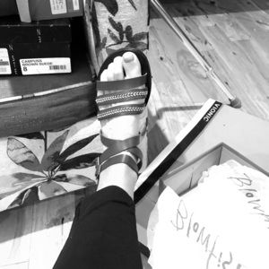 Never worn cute sandals